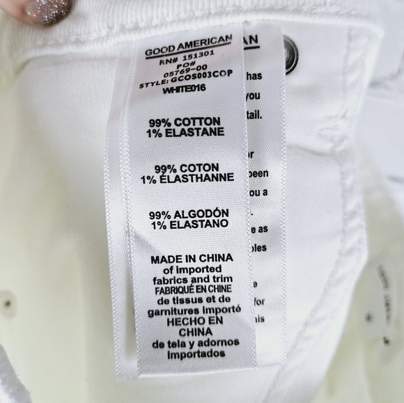 GOOD AMERICAN | white denim frayed hem jean shorts - Picture 5 of 7